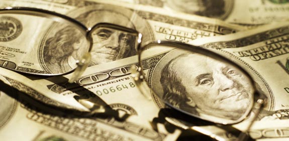 ארצות הברית דולרים משקפיים  מטבע חוץ  / צלם: thinkstock
